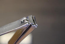 画像をギャラリービューアに読み込む, 富真 爪切 (小)