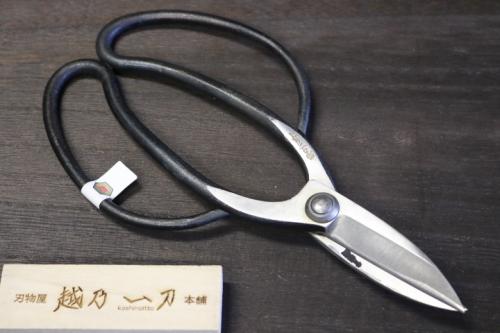 値下げ越後鍛冶職人の青紙 植木鋏 - メルカリ